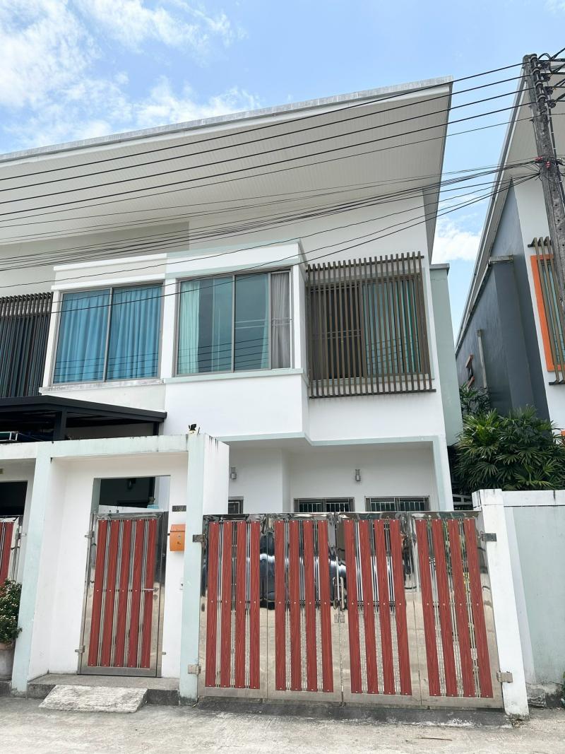 Twin House Near BCIS Chalong, Phuket